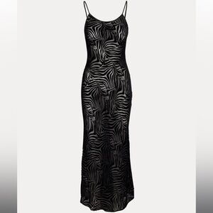 Realisation Par THE AMBER in Zebra